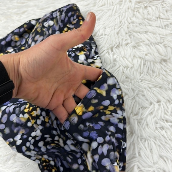 Lululemon Fast and Free Tight II 25" *Non-Reflective Nulux Metropolis Glow Multi - Picture 4 of 7